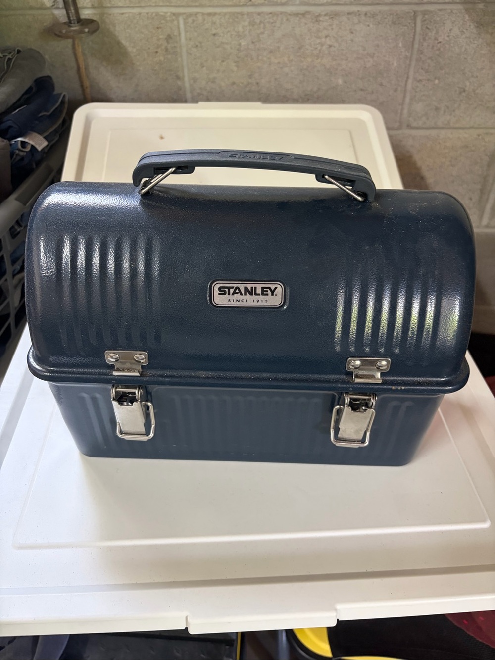 Stanley Dark Blue Metal Toiletry/Tool Case with Top Handle